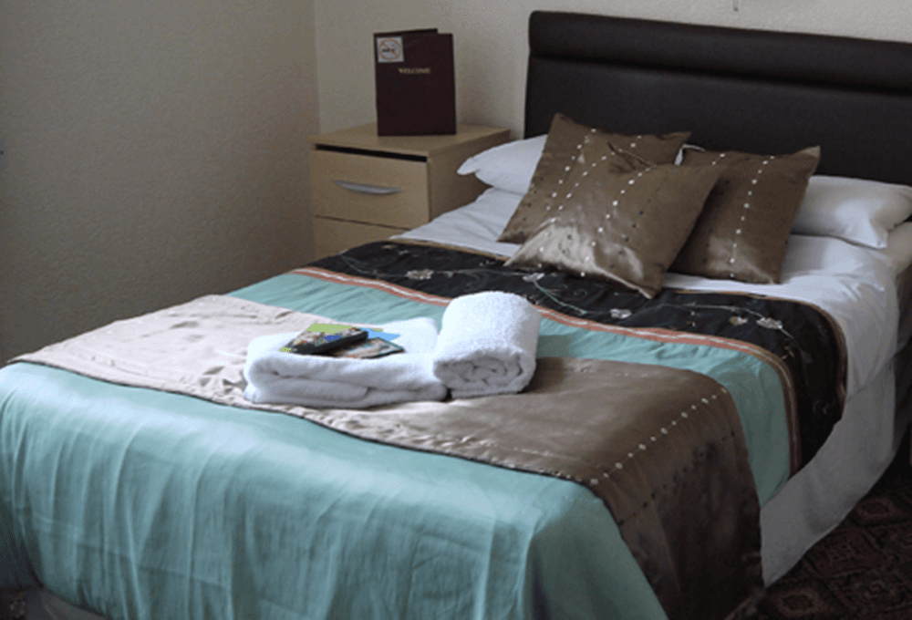 The Warwick - Guest House