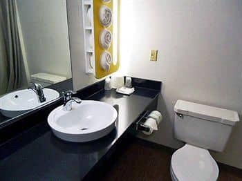Motel 6 Pittsburgh Airport Motel 6 Pittsburgh Airport
