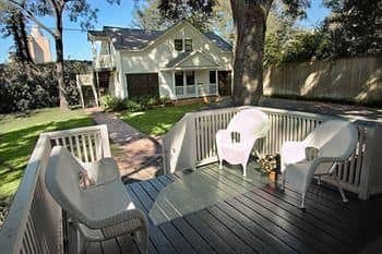 Corinthian Bed And Breakfast