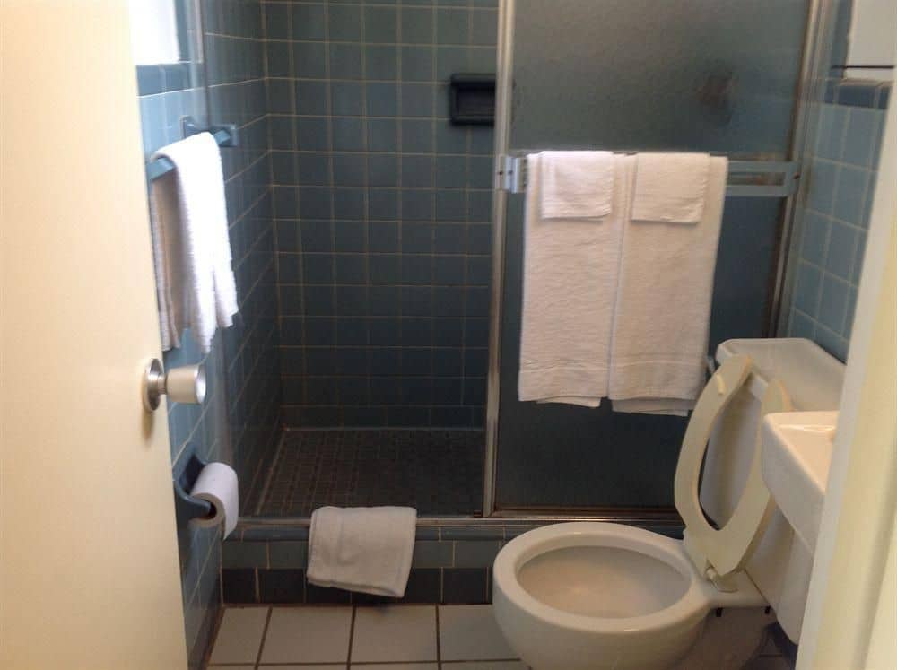 Economy Inn