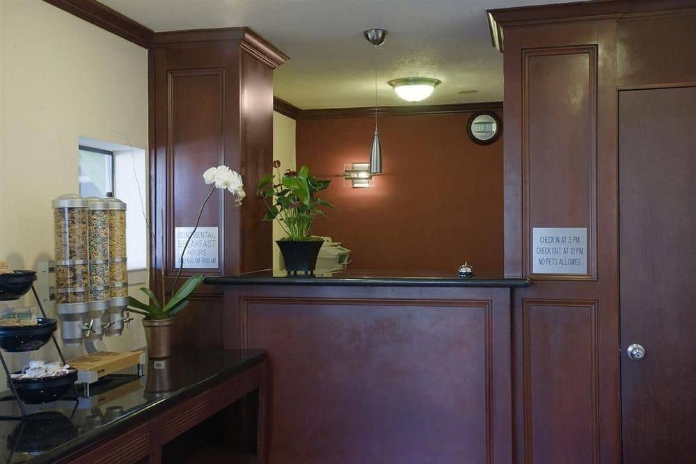 Americas Best Value Inn & Suites Americas Best Value Inn & Suites