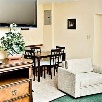 Pacer Inn And Suites Delaware Pacer Inn And Suites Delaware