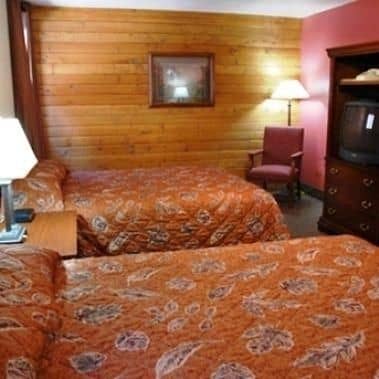 BOX CANYON LODGE AND HOT SPRING