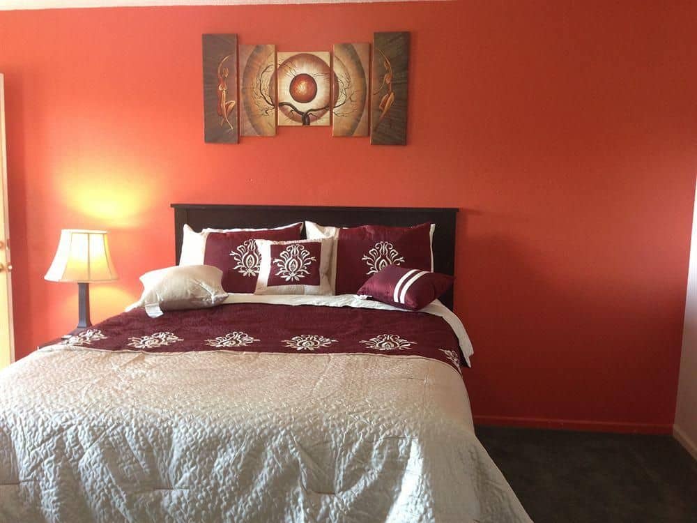 Laci’s Country Inn