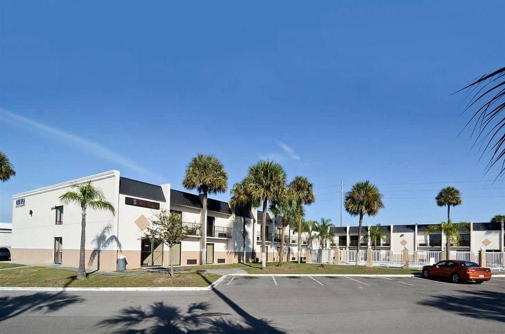 Americas Best Value Inn and Suites Tampa