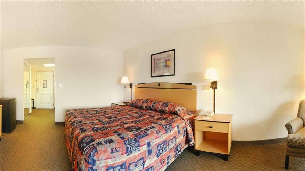 Lake Tarpon Resort