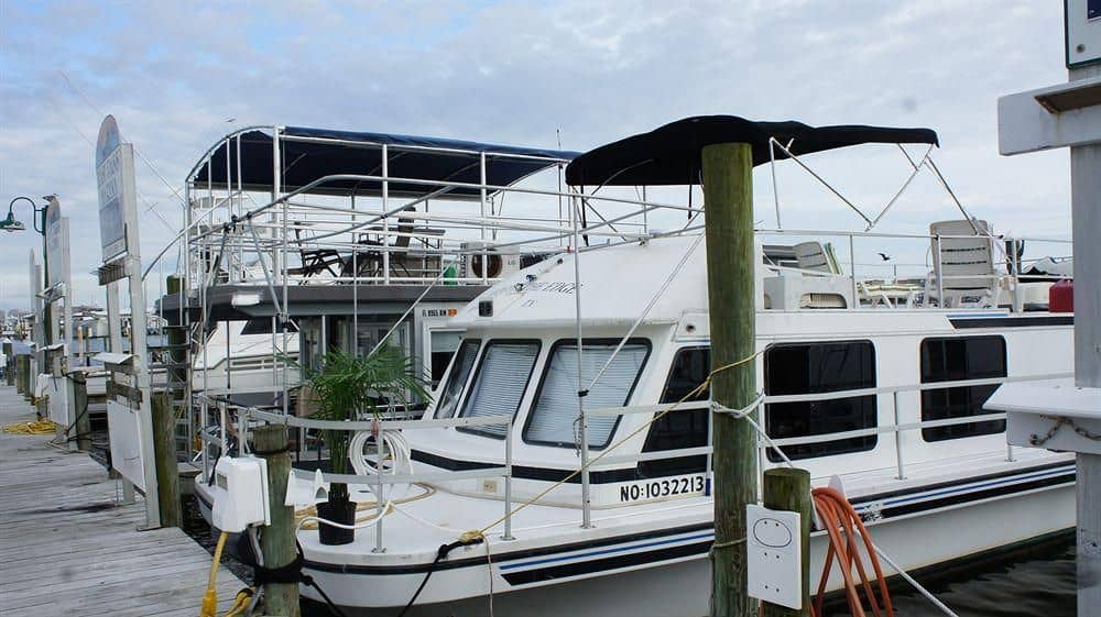 Butterfly Goddess Houseboat