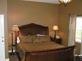 SkiWay Lodge