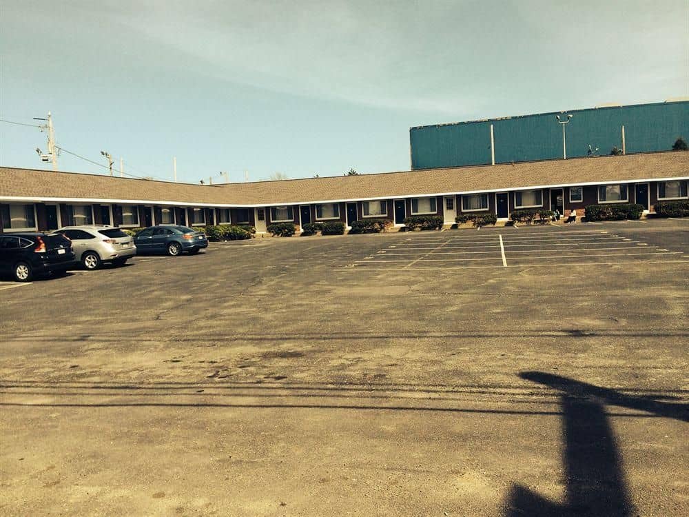 Plaza Motel Plaza Motel