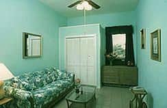 Blue Parrot Inn Blue Parrot Inn