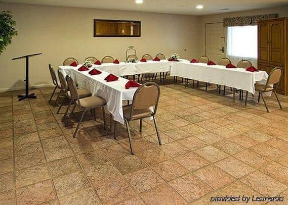 Econo Lodge Inn & Suites At Ft. Benning