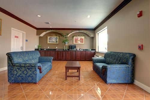 AMERICAS BEST VALUE INN AND SU