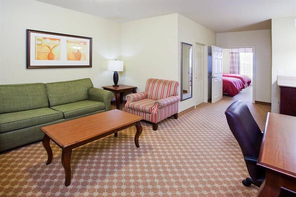 Country Inn & Suites Columbus Fort Benning