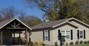 River Rock Bed and Breakfast Cottages