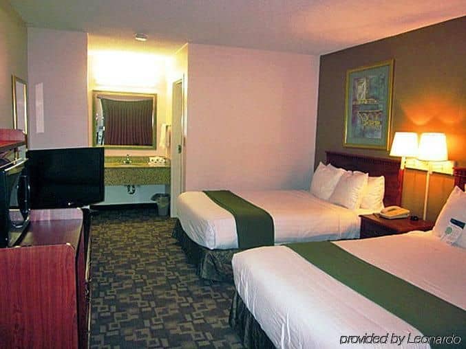 Motel 6 Troy