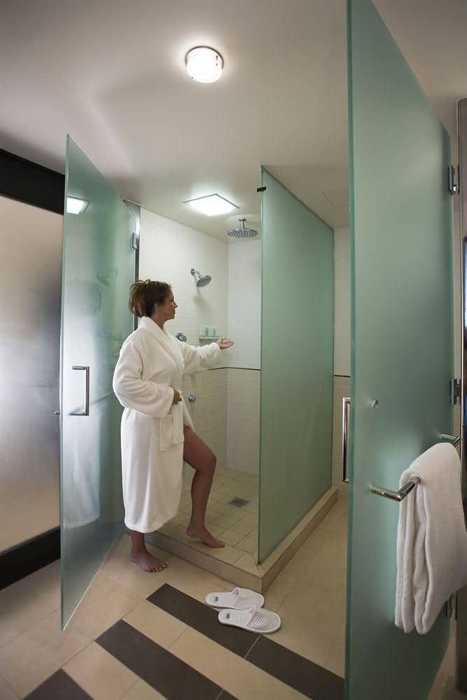 Le Merigot Hotel