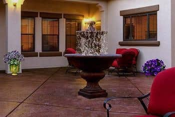 Courtyard Villas