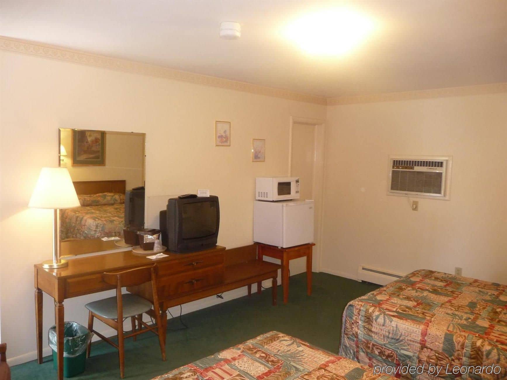 Cozy Corner Motel