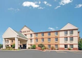 Comfort Suites