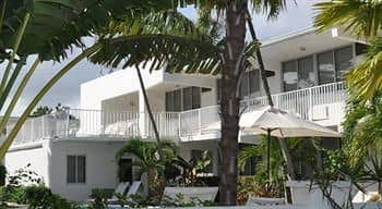 Beach Gardens Hotel