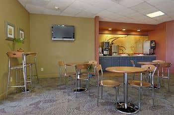 Red Roof Inn Suites Wytheville