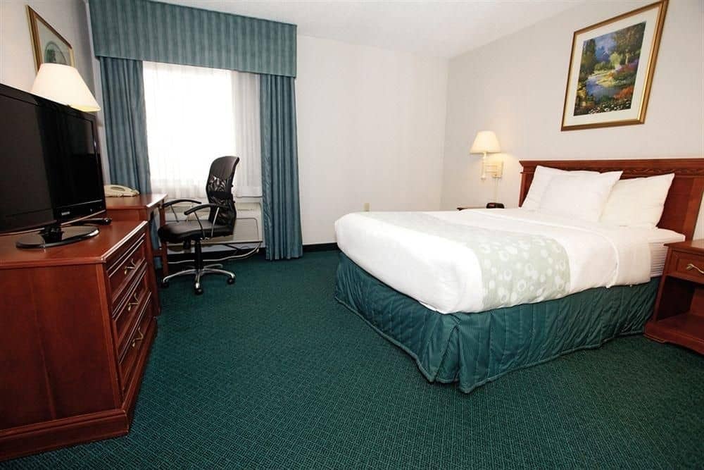La Quinta Inn & Suites Chicago - Gurnee La Quinta Inn & Suites Chicago - Gurnee