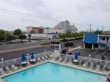 Islander Motel