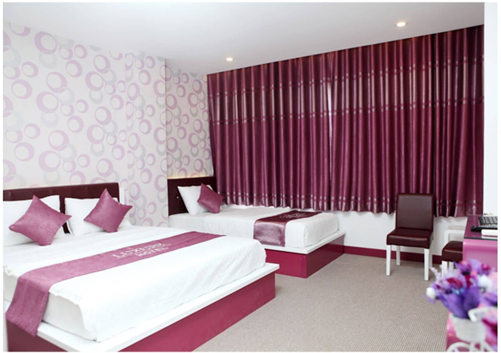 Luxury Hotel