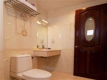 New Pearl Hotel