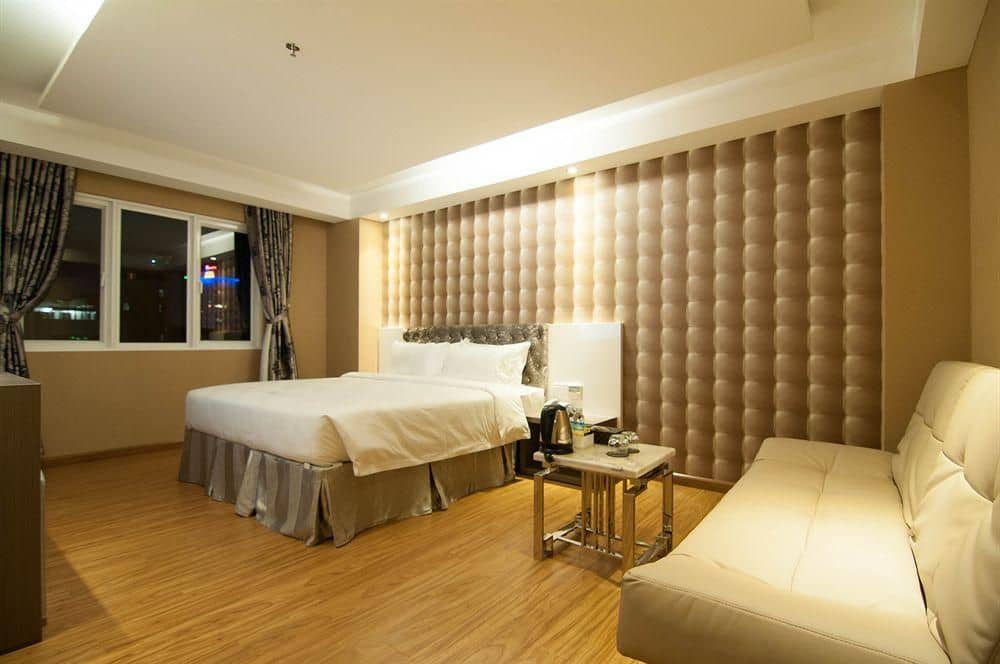 Sunflower Saigon Hotel