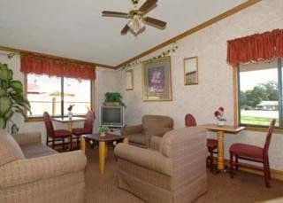 Econo Lodge Airport