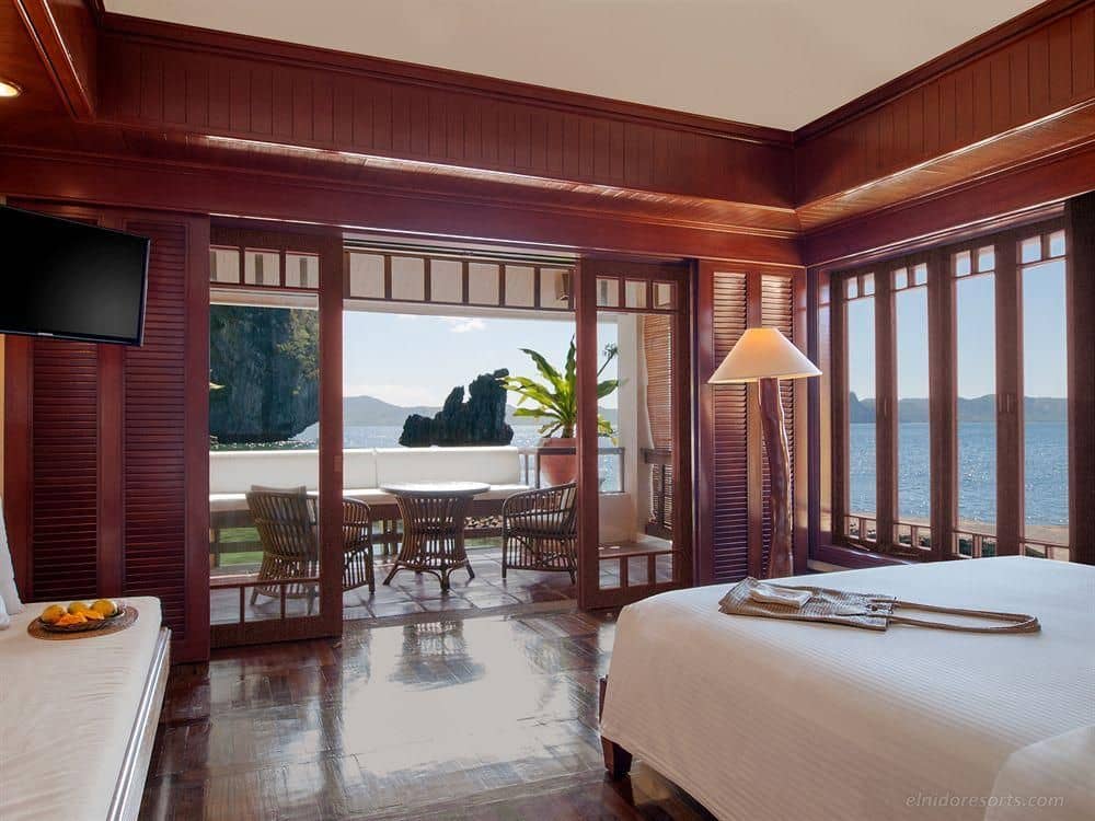 EL NIDO LAGEN ISLAND RESORT
