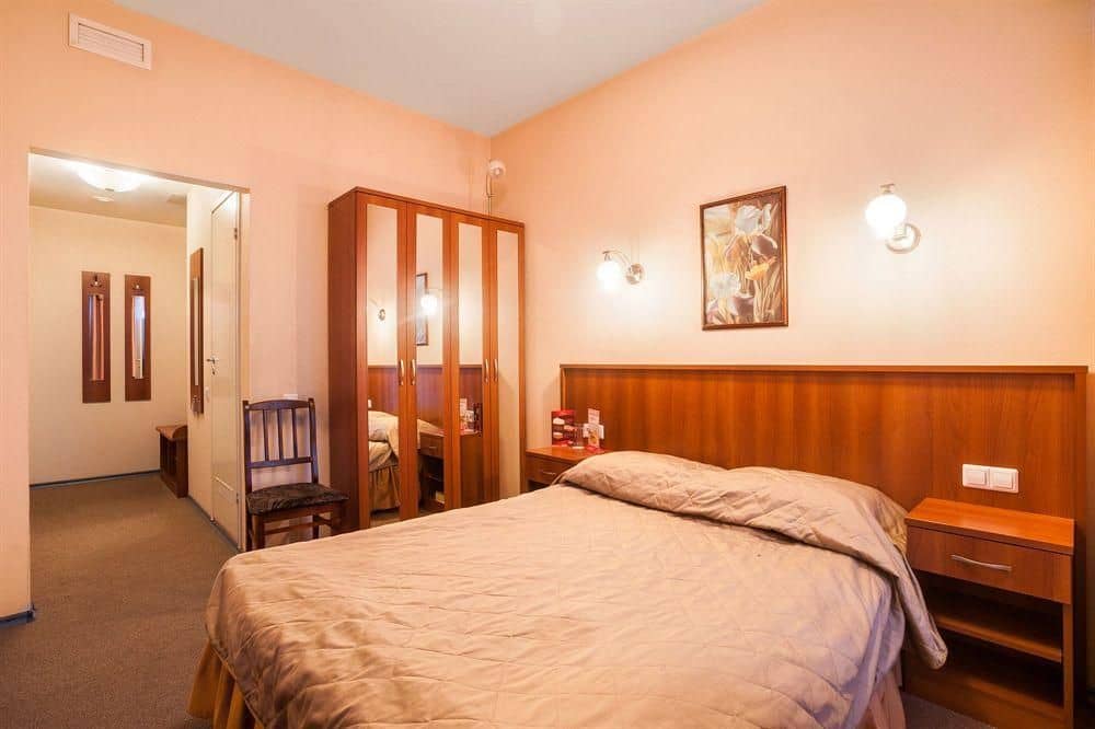 City Hotel Comfitel