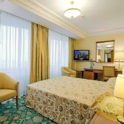 Golden Ring Hotel