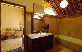 Laghawa Beach Inn
