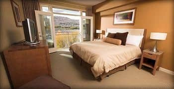 The Strand Lakeside Resort