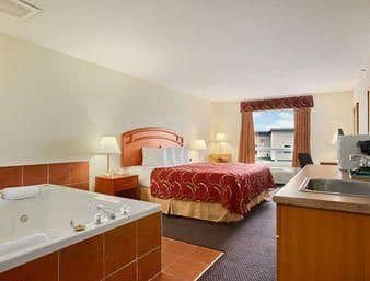 Days Inn And Suites - Thompson Days Inn And Suites - Thompson