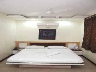 Orange Inn Hotel