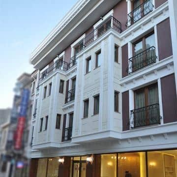 Grand Anzac Hotel