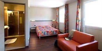 Antipodes Resort Gemenos
