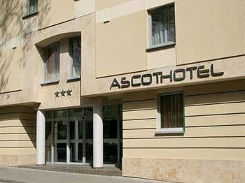 Ascot Hotel