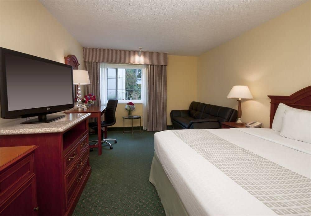 BILTMORE HOTEL & SUITES BILTMORE HOTEL & SUITES