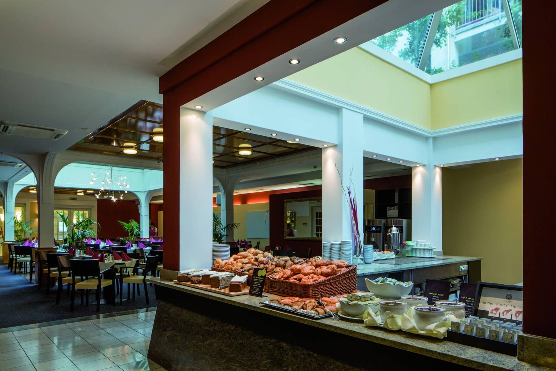 Austria Trend Hotel Ananas