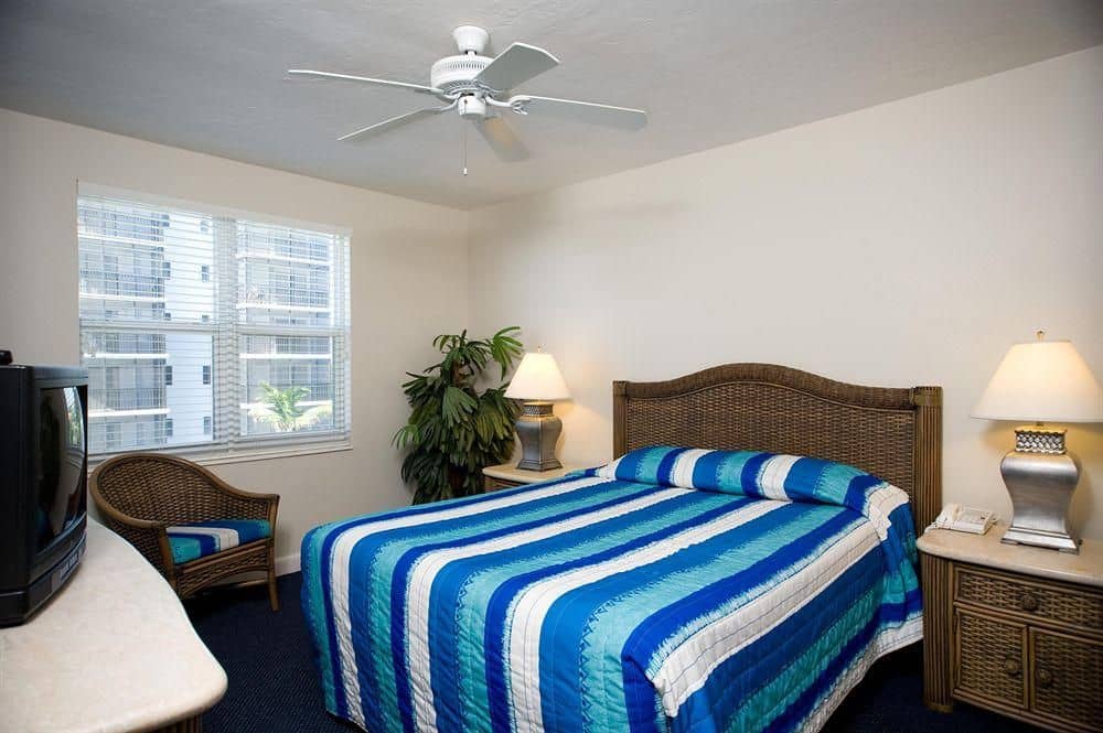 Gull Wing Beach Resort