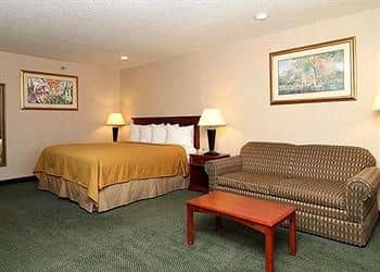 Quality Inn & Suites Quality Inn & Suites