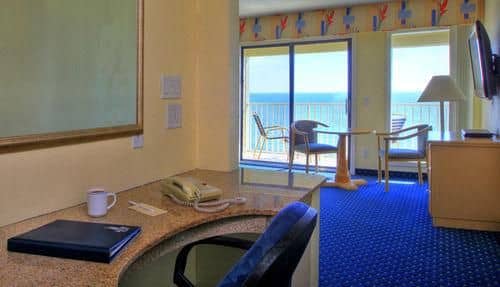 Sailport Resort Hotel