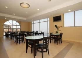 Comfort Inn & Suites Airport
