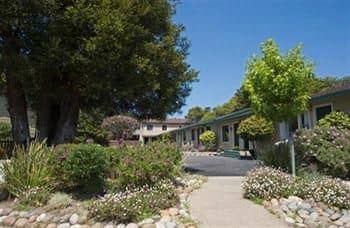 Sea Breeze Inn & Cottages Sea Breeze Inn & Cottages