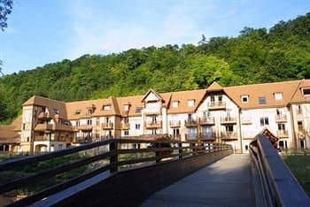 Le Manoir des Deux Amants Le Manoir des Deux Amants