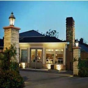 Brentwood Inn